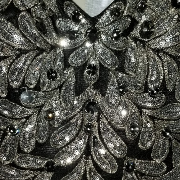 MNM couture fancy evening /prom dress - Picture 5 of 7